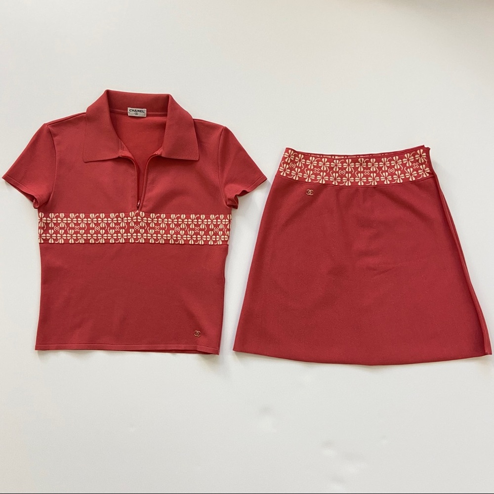 CHANEL CC LOGO POLO AND SKIRT SET